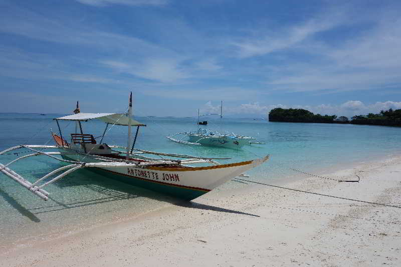 Slam’s Garden Dive Resort