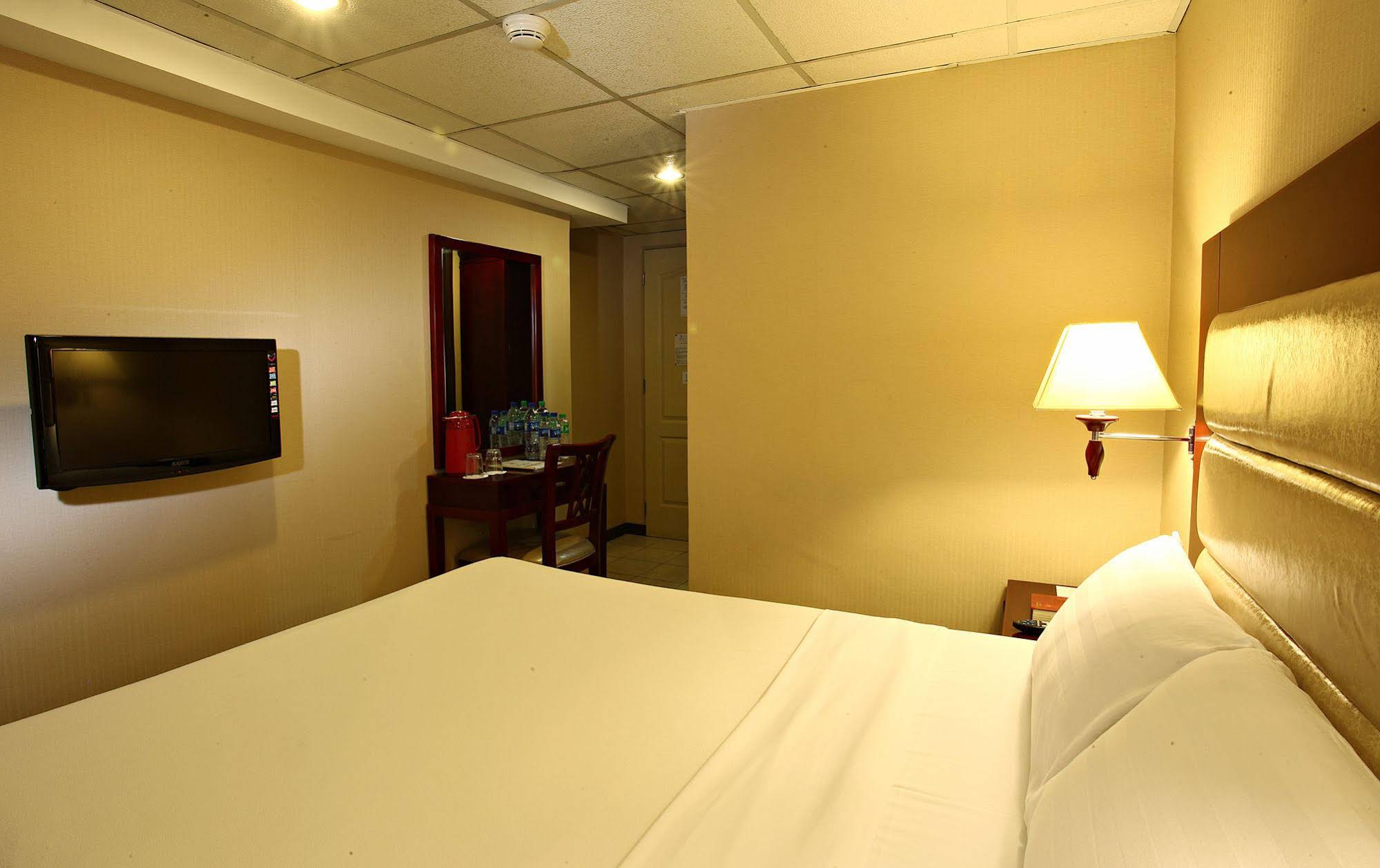 Star Plaza Hotel
