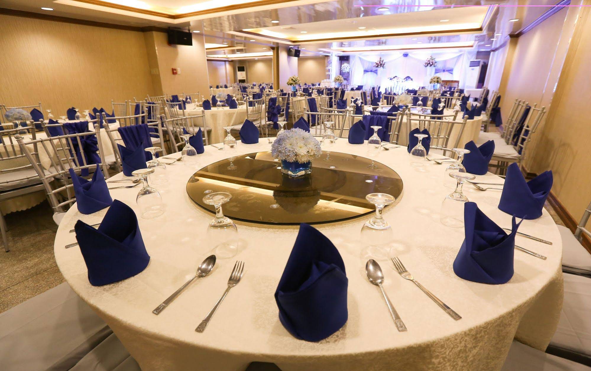 Star Plaza Hotel