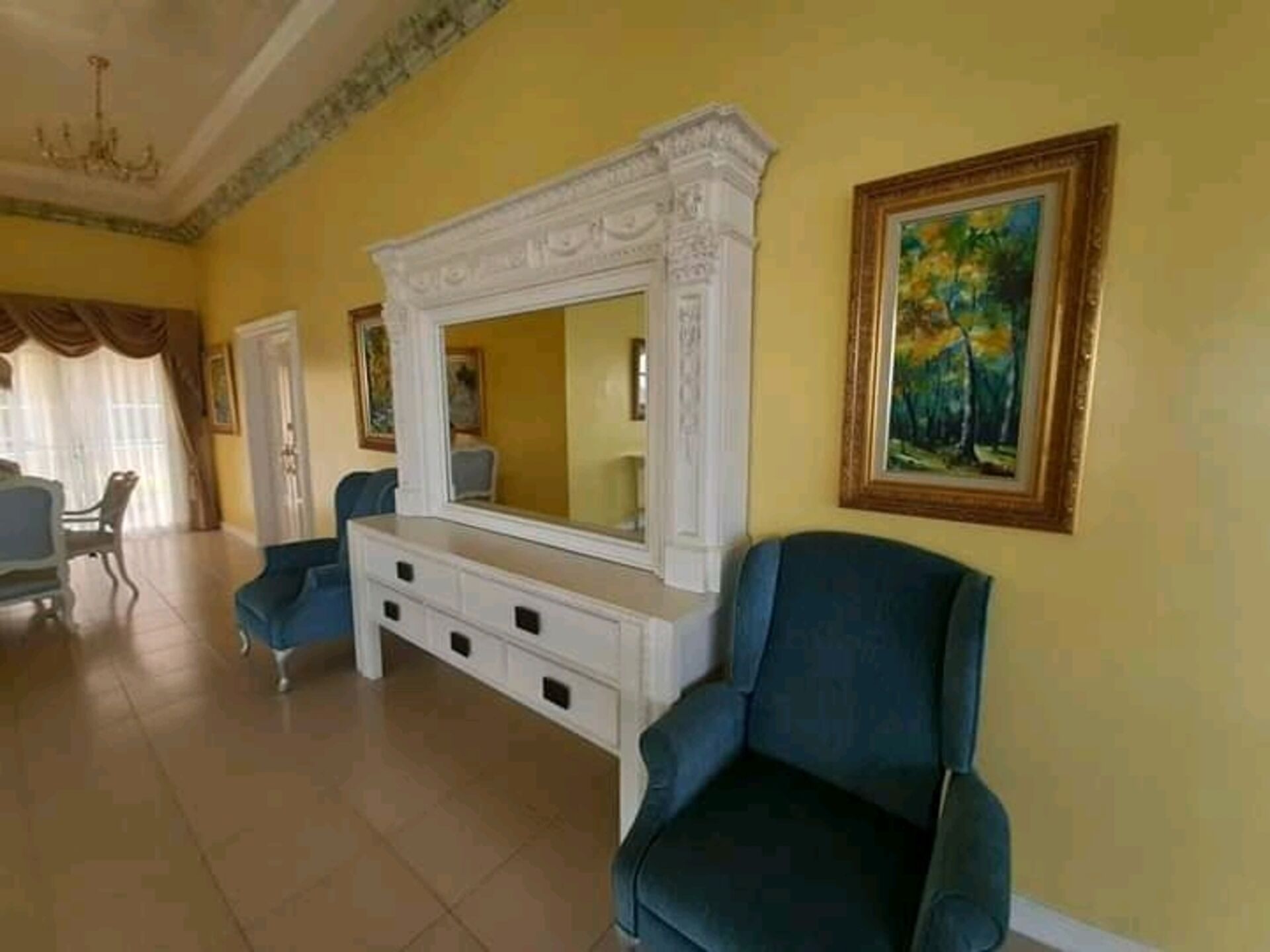 Canoy's Mansion Apartelle
