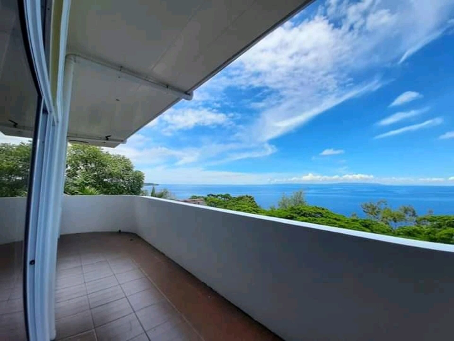 Canoy's Mansion Apartelle