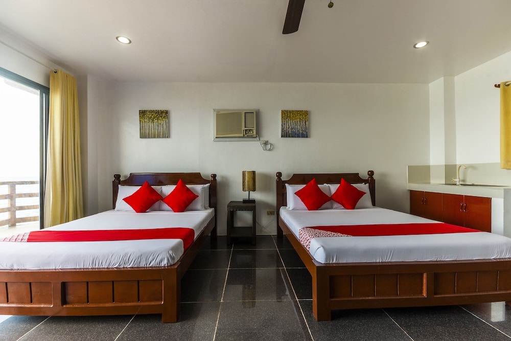 Dakong Bato Beach And Leisure Resort by OYO Rooms