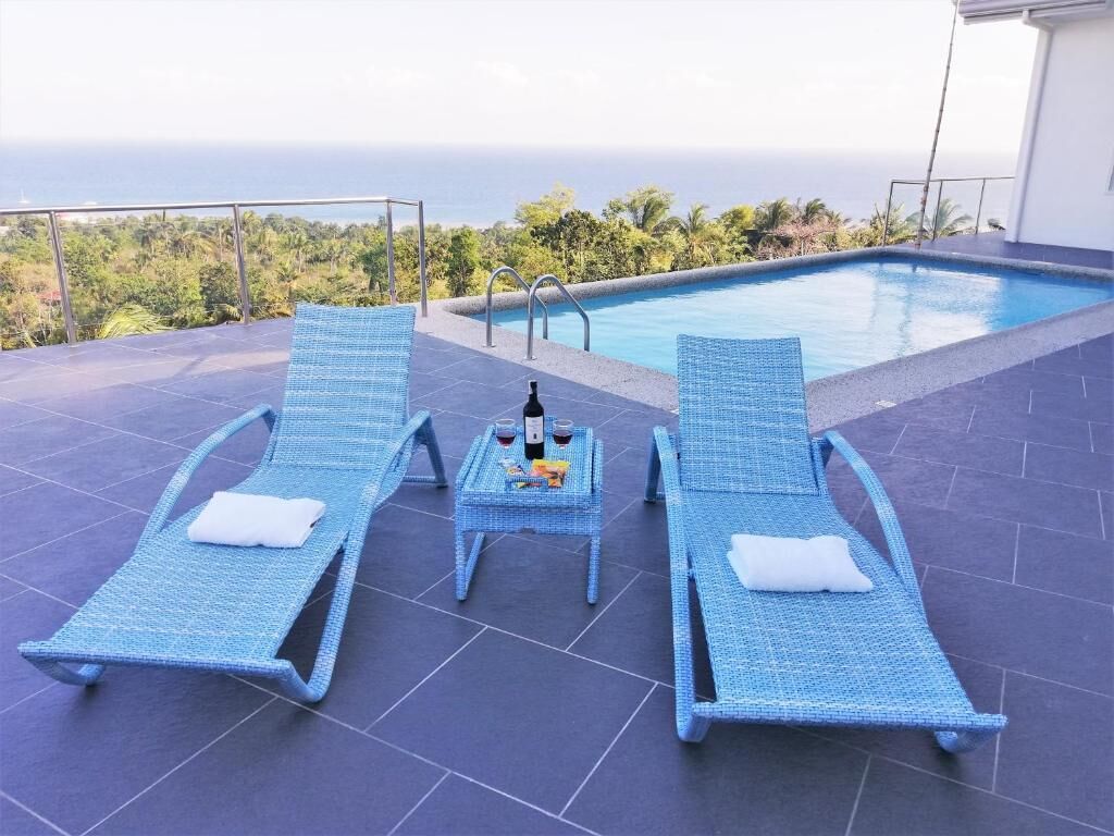 Pacific View