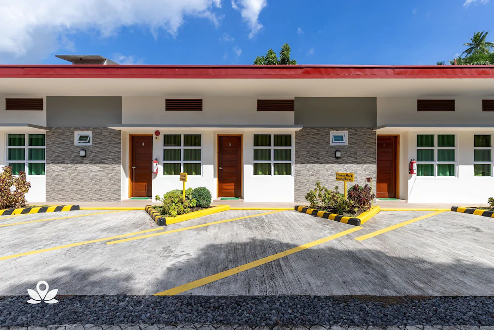 Alinchlo Hotel by ZEN Rooms