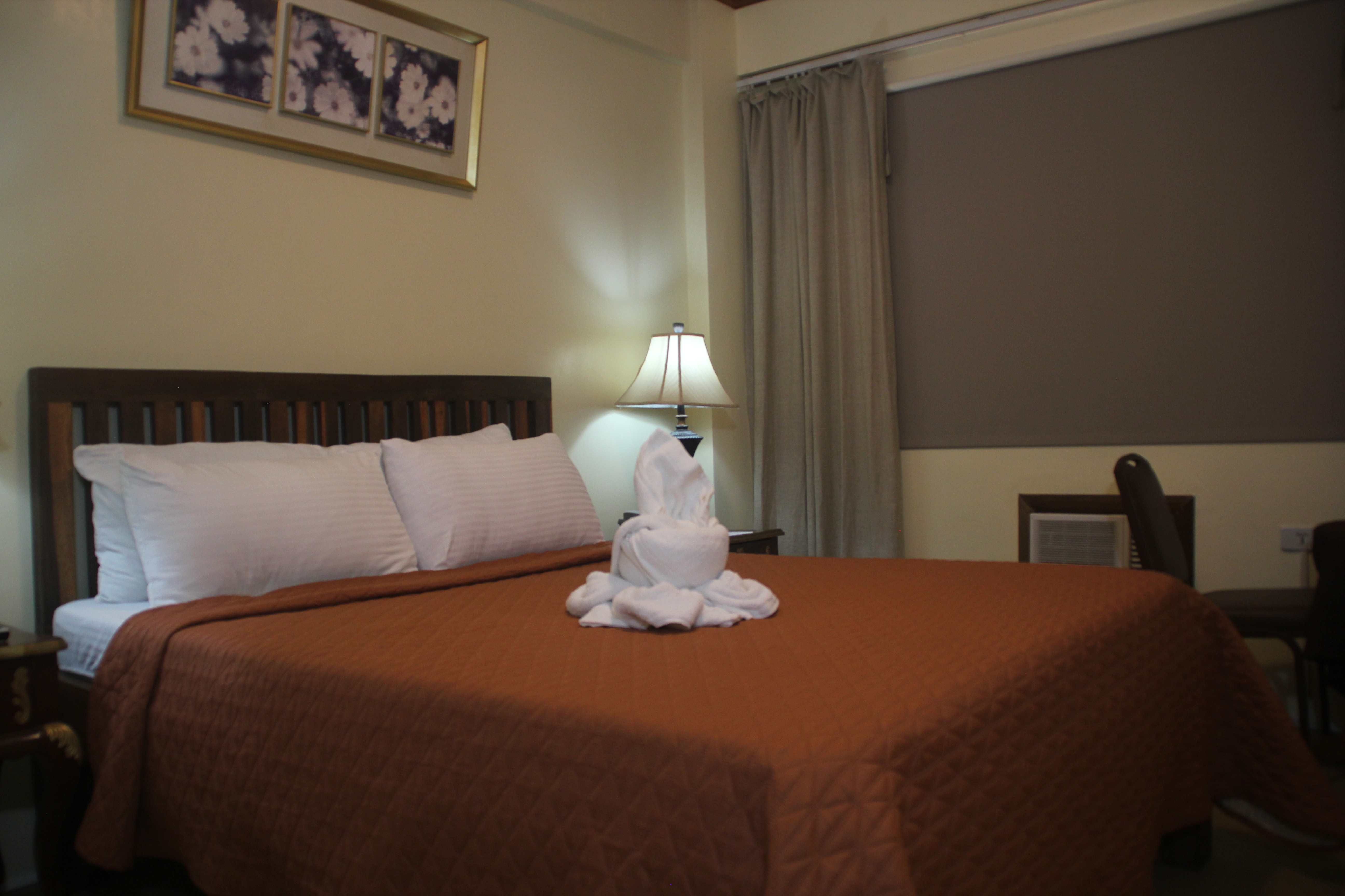Spring Plaza Hotel