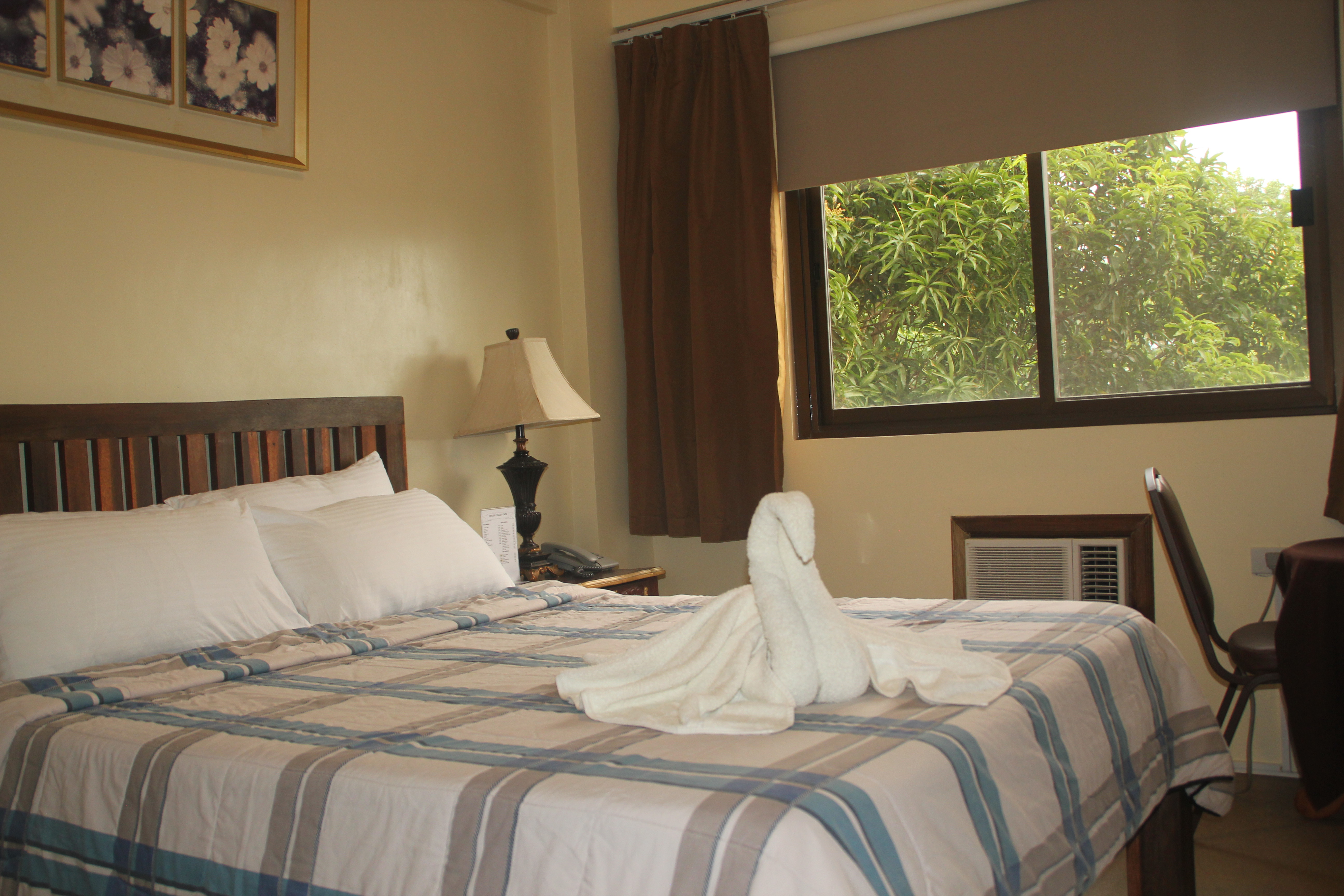 Spring Plaza Hotel