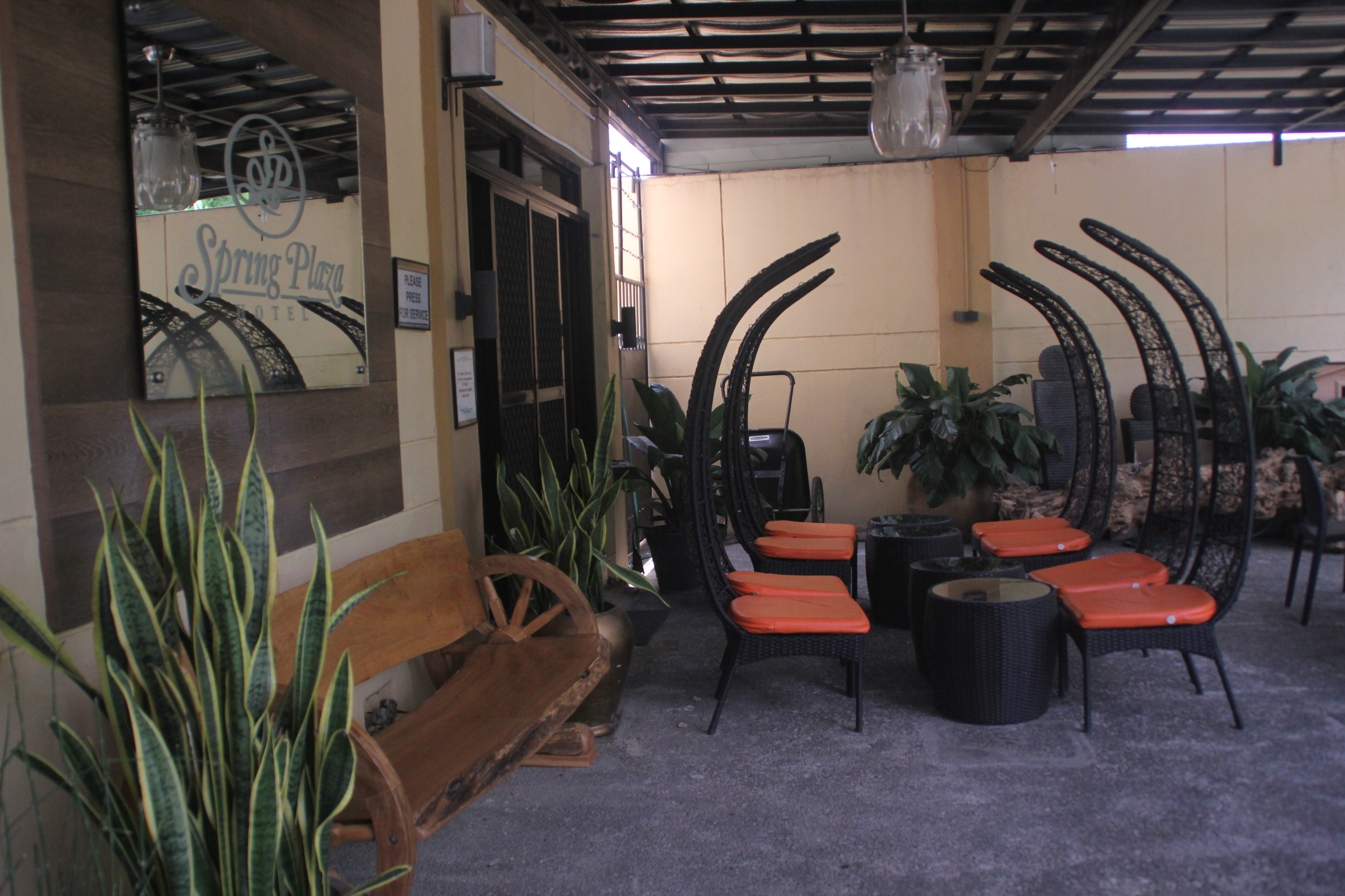 Spring Plaza Hotel