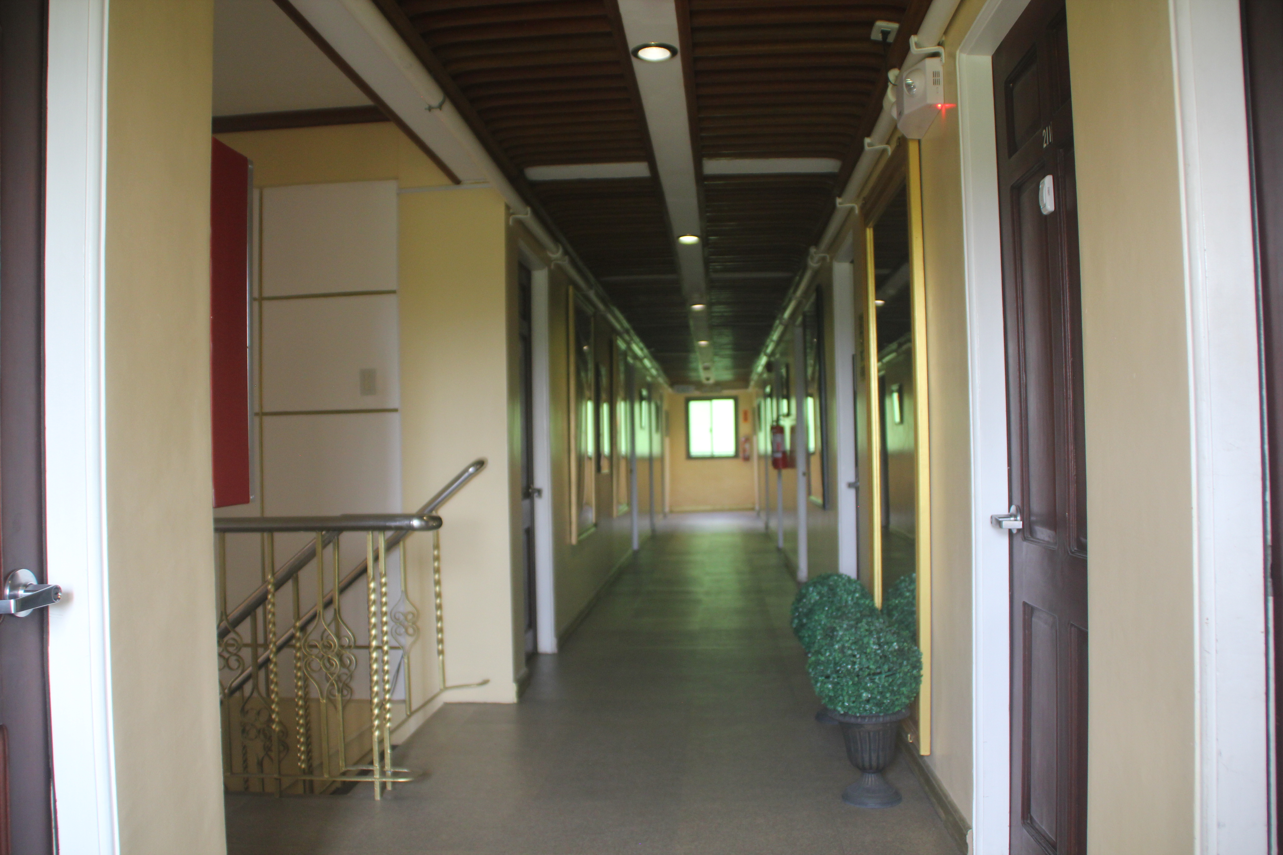 Spring Plaza Hotel