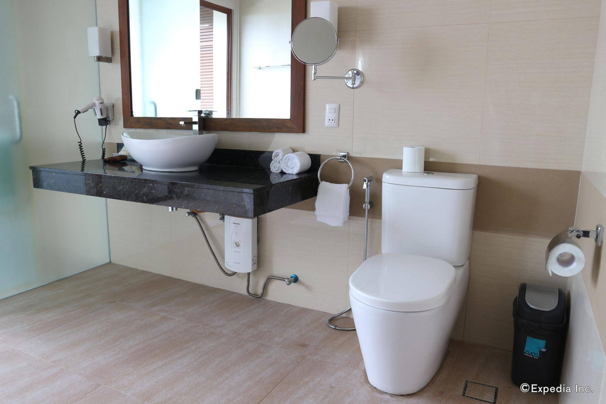 Bravo Resorts Munting Paraiso