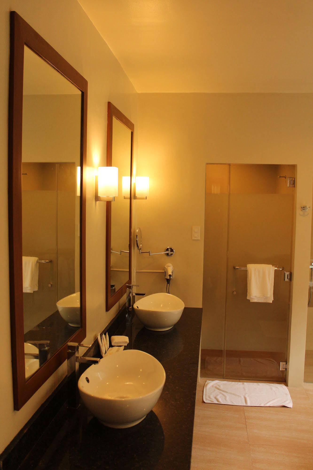 Bravo Resorts Munting Paraiso