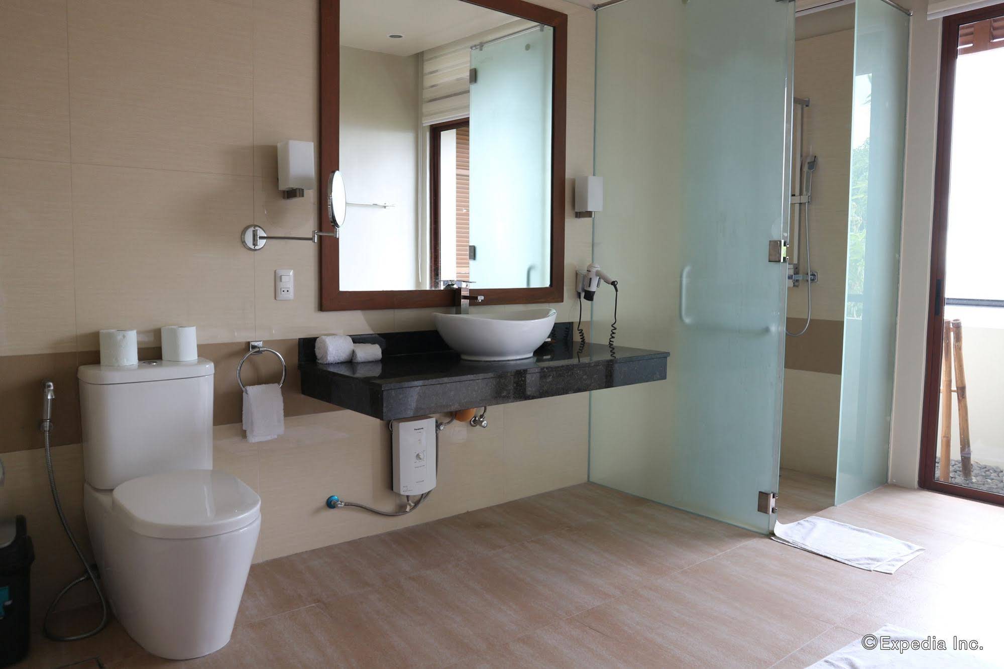Bravo Resorts Munting Paraiso