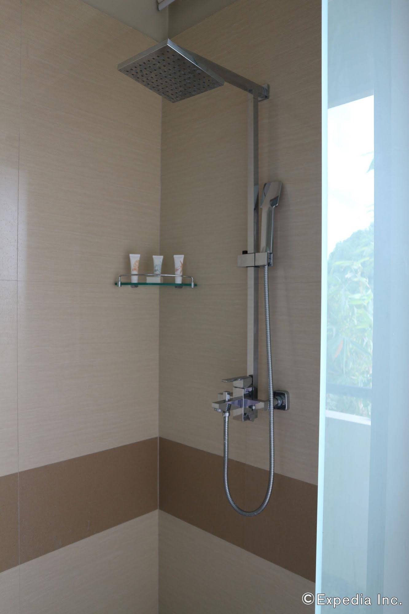 Bravo Resorts Munting Paraiso