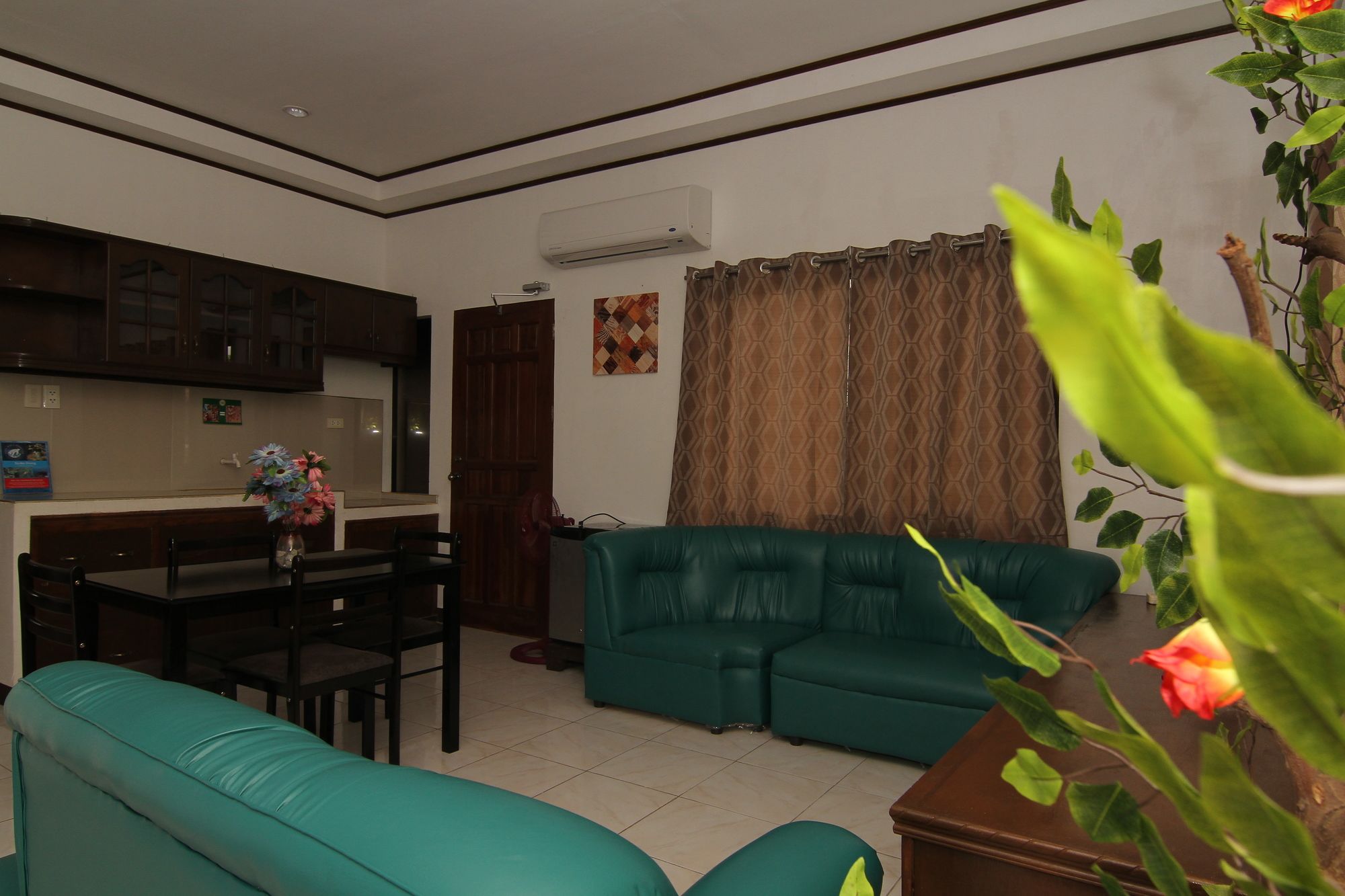 Mahogany Upland Resort