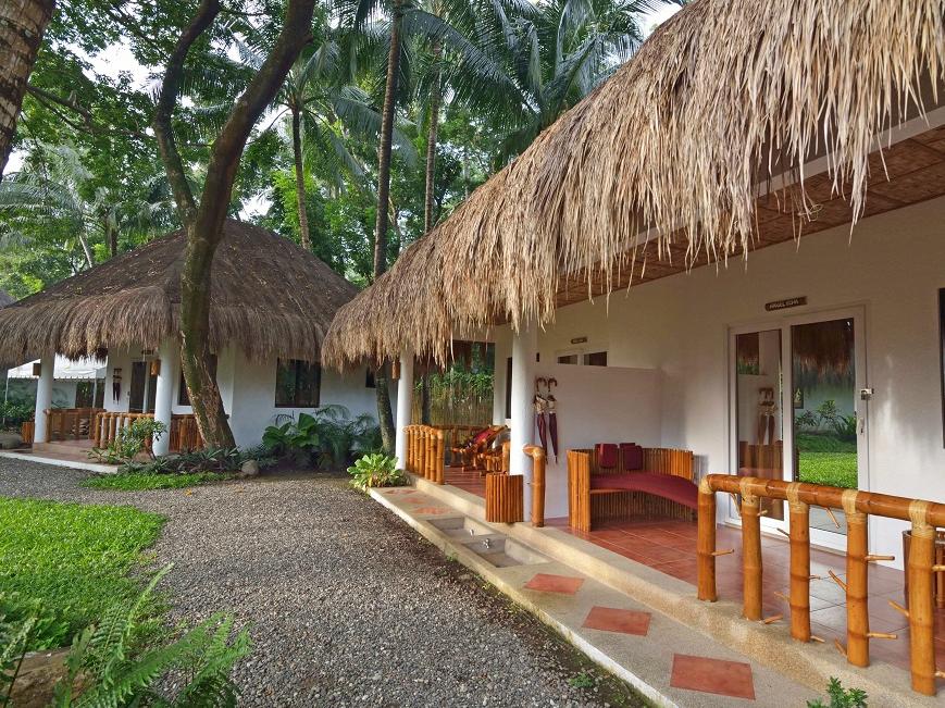 Pura Vida Beach & Dive Resort