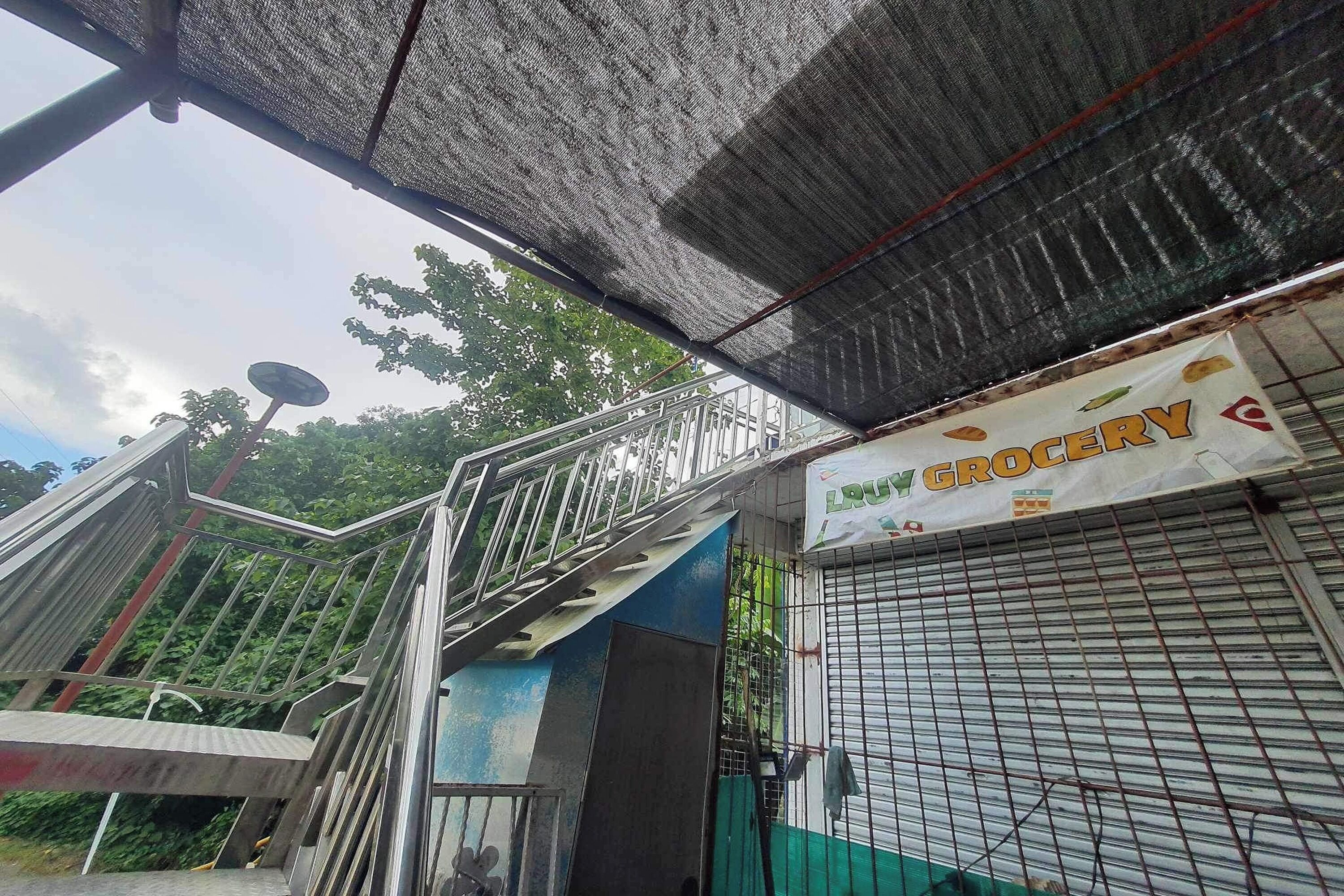 Bohol Transient Lruy