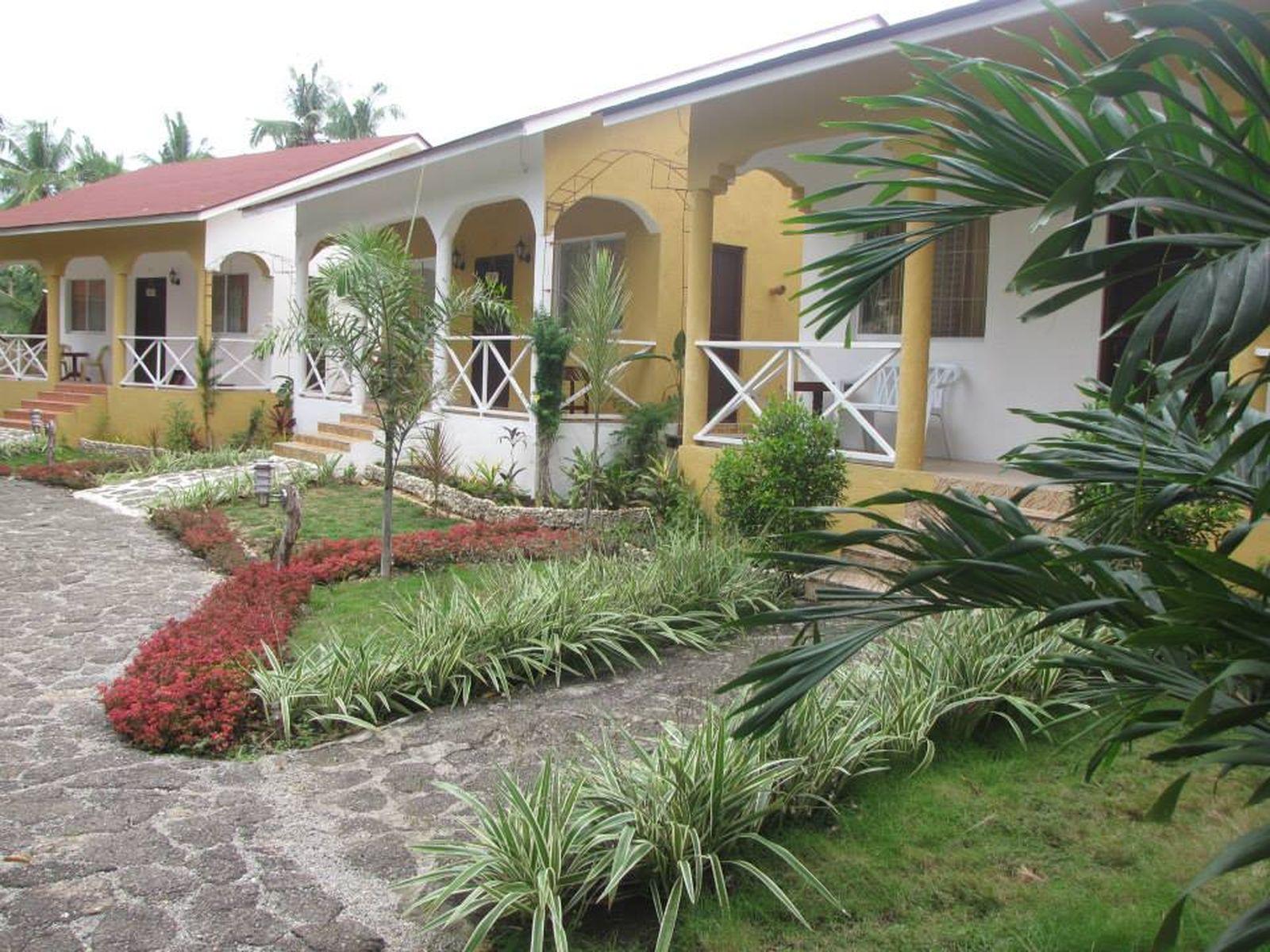 Celvis Vacation Cottages