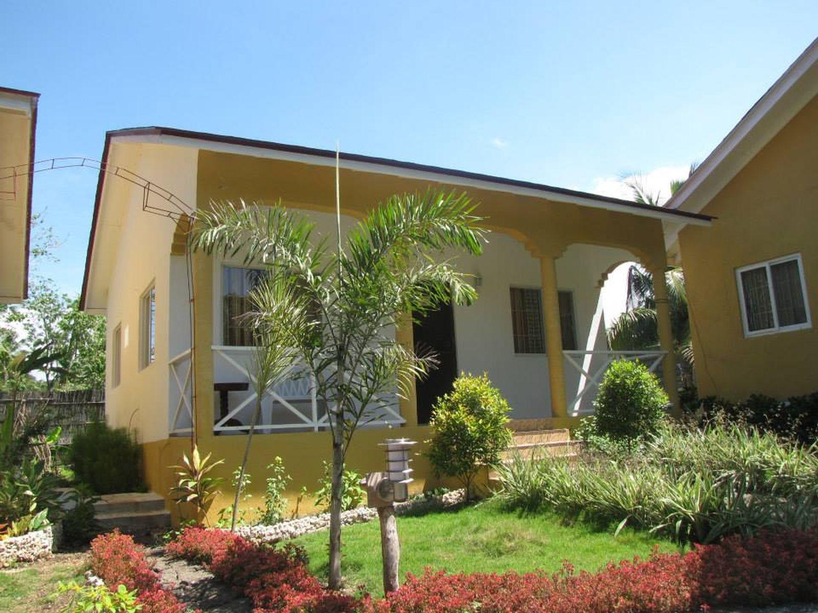 Celvis Vacation Cottages