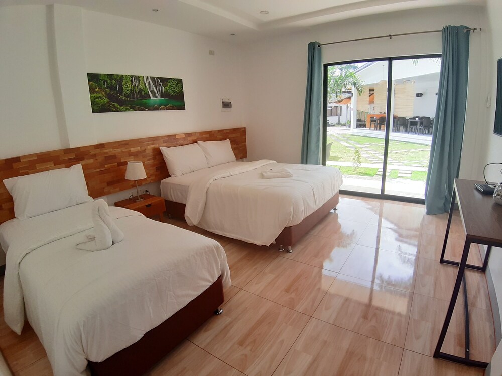 Chinita Boutique Hotel & Restaurant