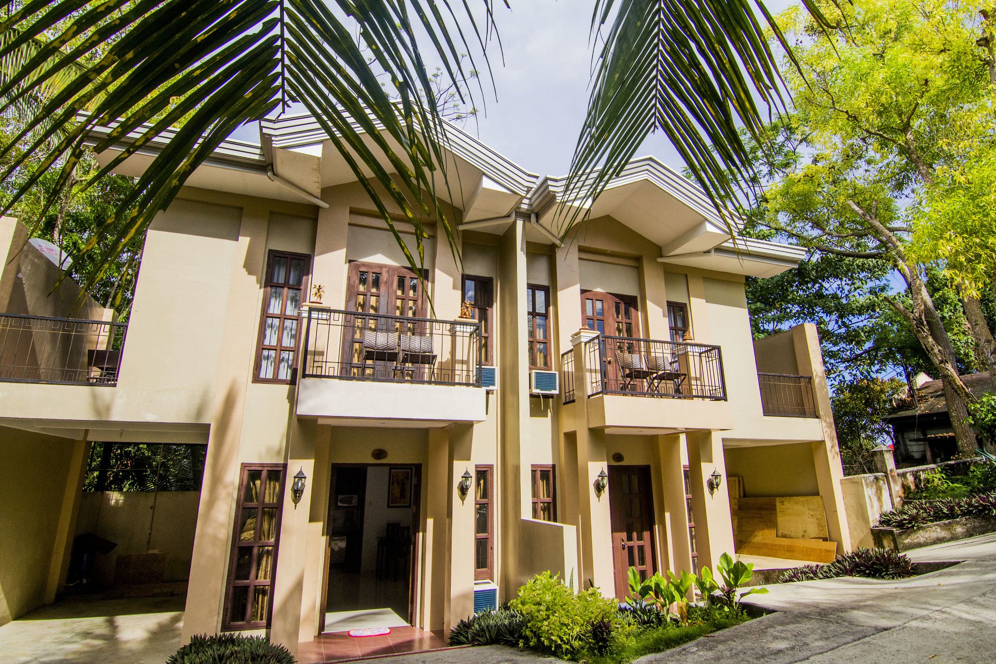 G's Grand Resort and Convention Center