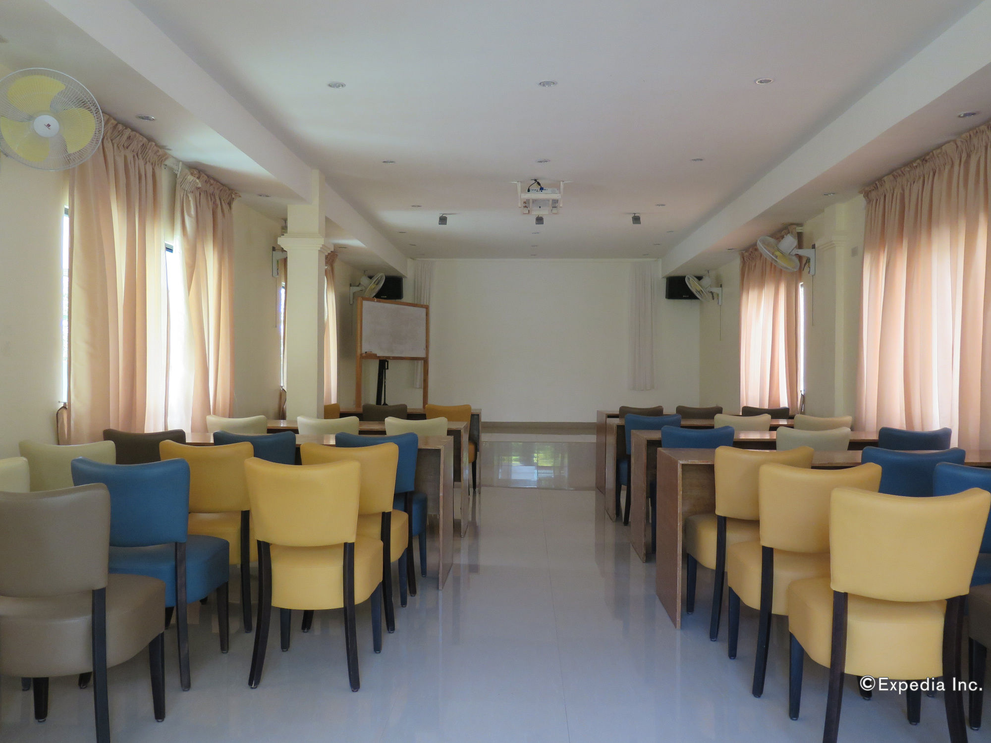 G's Grand Resort and Convention Center