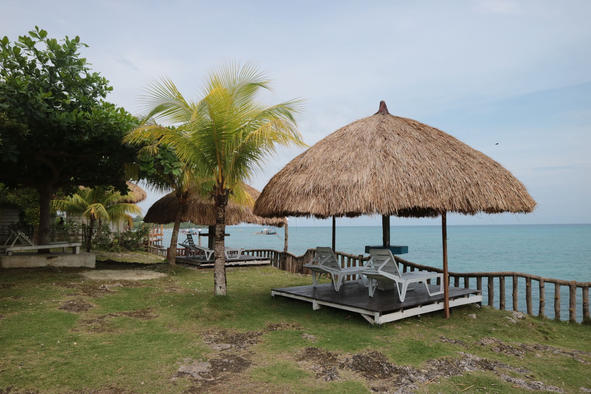 Hidden Coral Diver's Club And Resort
