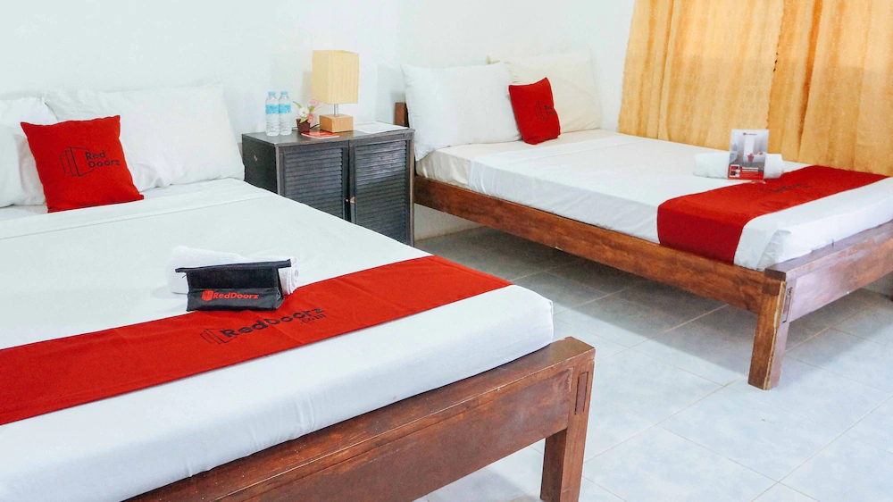 La Veranda Beach Resort by RedDoorz