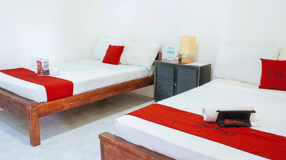 La Veranda Beach Resort by RedDoorz