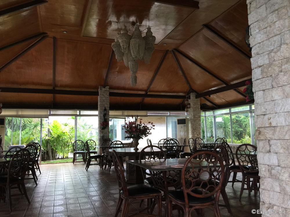 Parkside Olmans View Resort