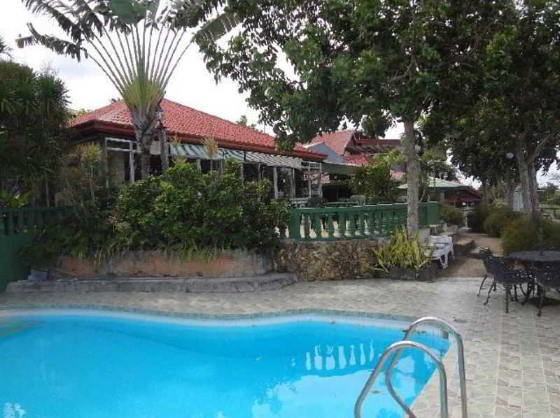 Parkside Olmans View Resort
