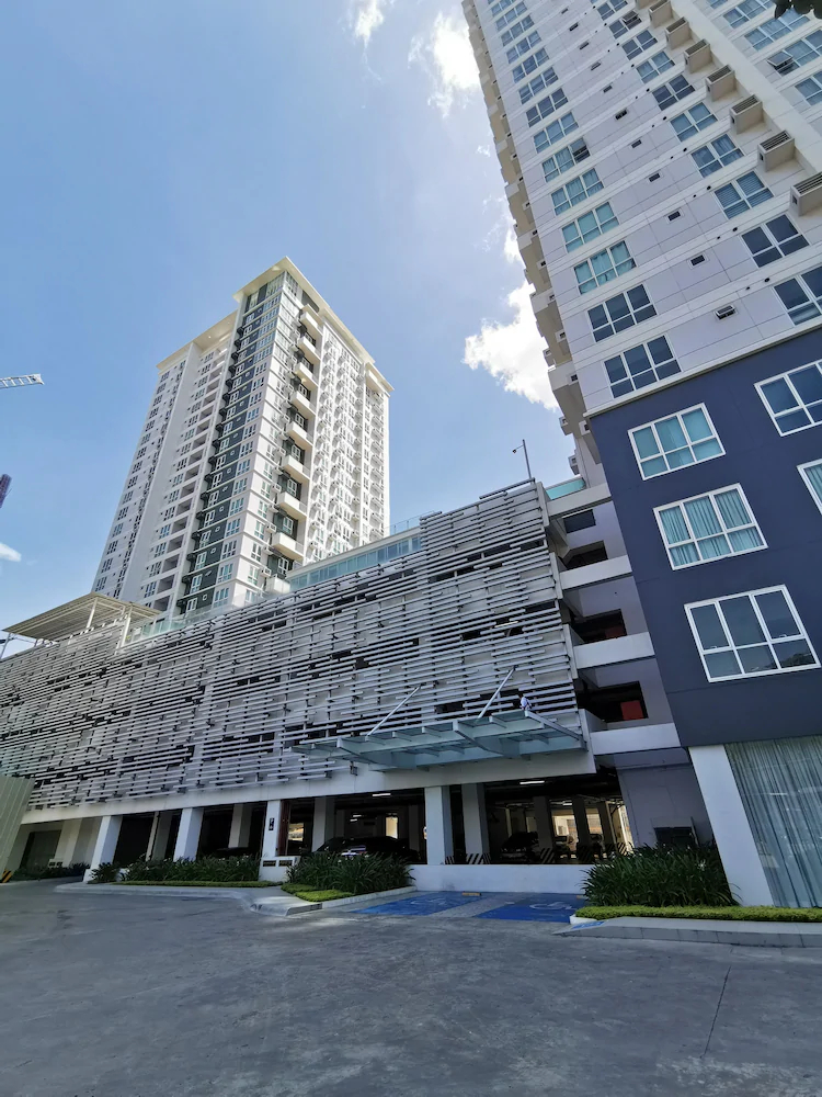 Abreeza Place Davao Condo