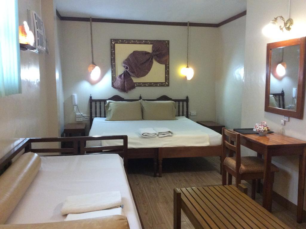 Bahay ni Tuding Inn & Resto