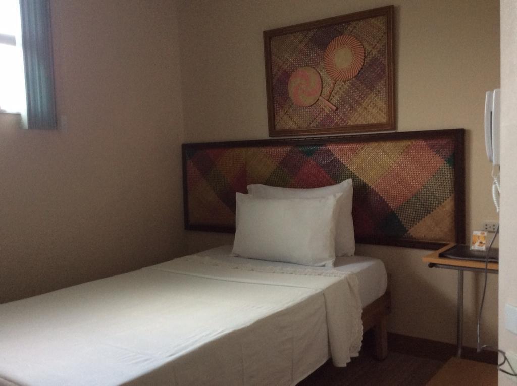 Bahay ni Tuding Inn & Resto