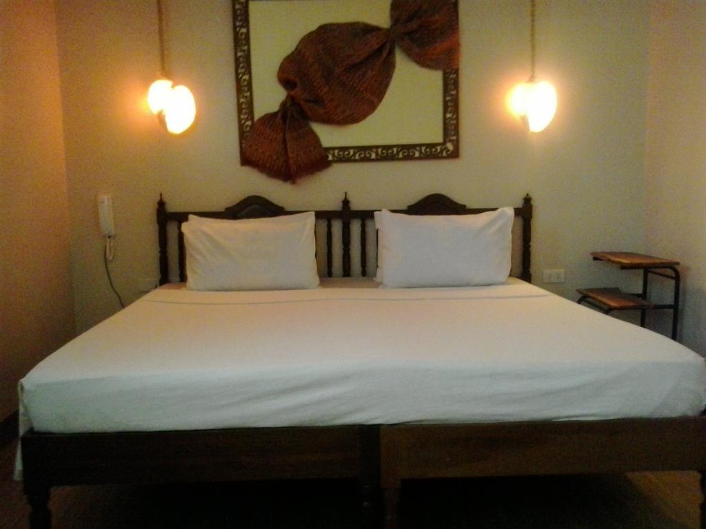 Bahay ni Tuding Inn & Resto