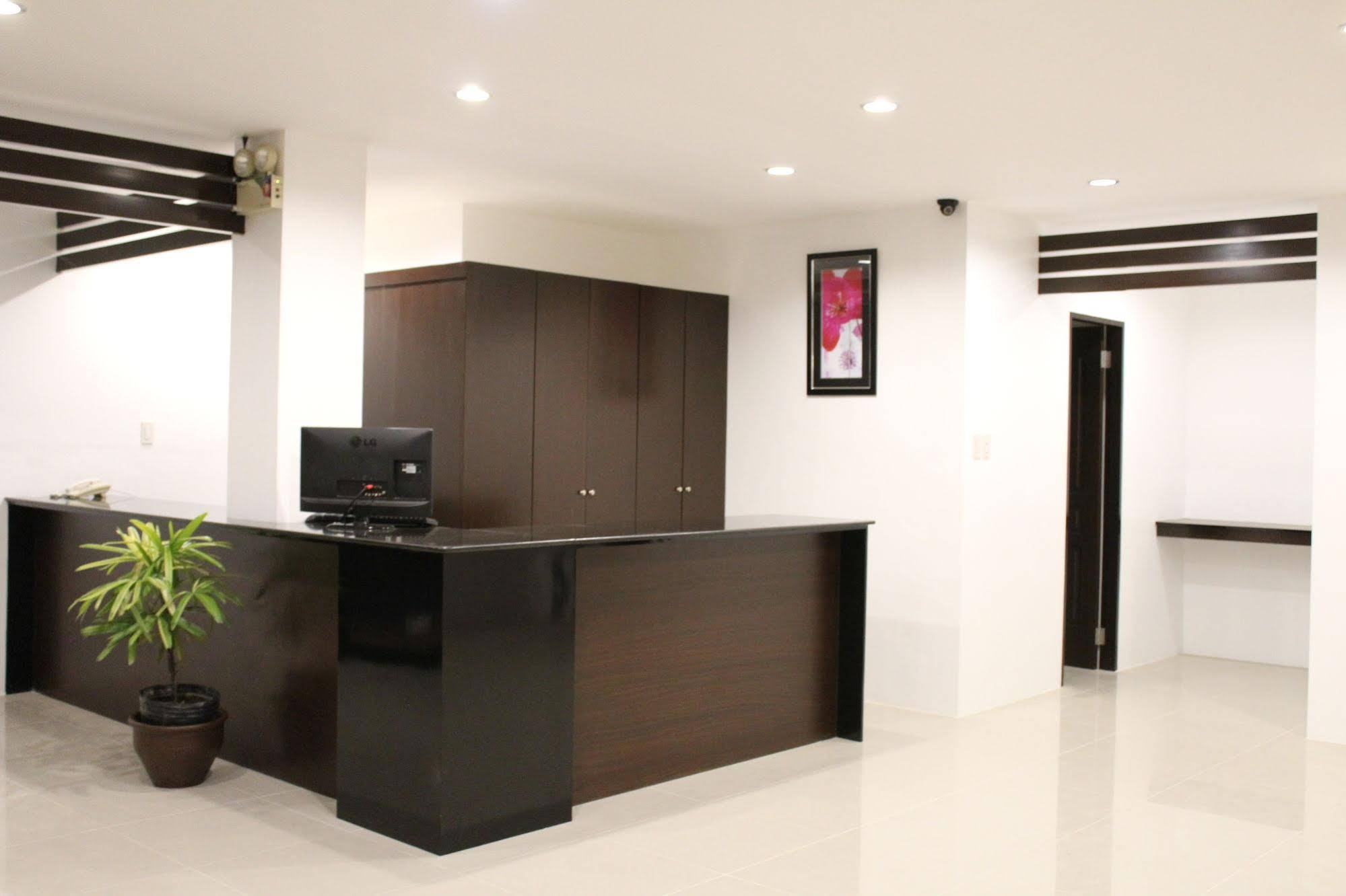 Be-ing Suites