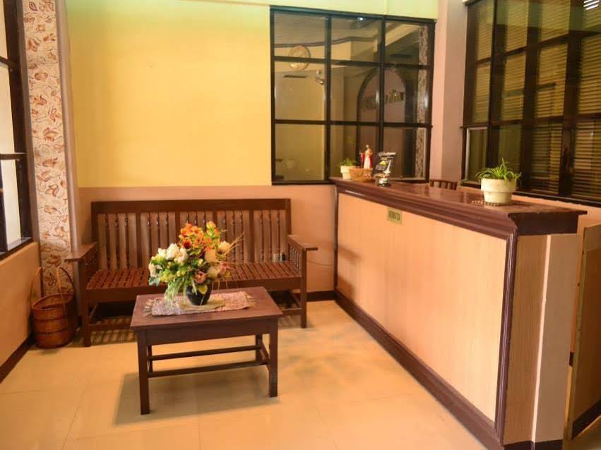 Berlay Backpackers and Tourists Inn