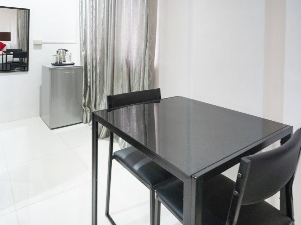 Braveheart Residency by OYO Rooms