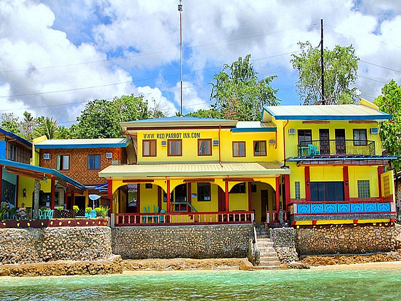 Capt. Hook's Red Parrot Inn