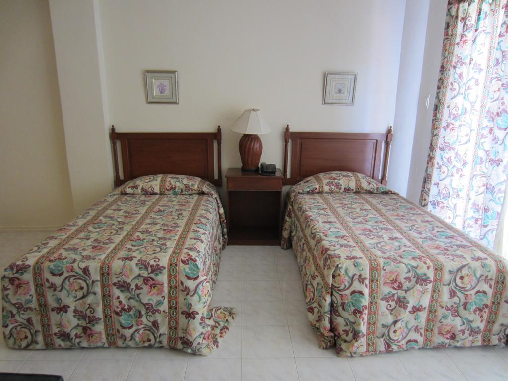 Chateau del Mar Resort & Spa