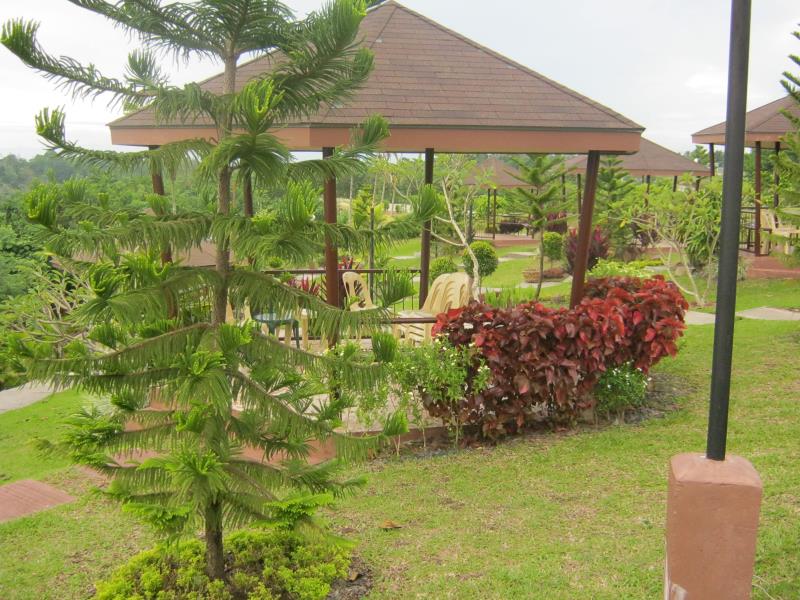 D Leonor Inland Resort and Adventure Park