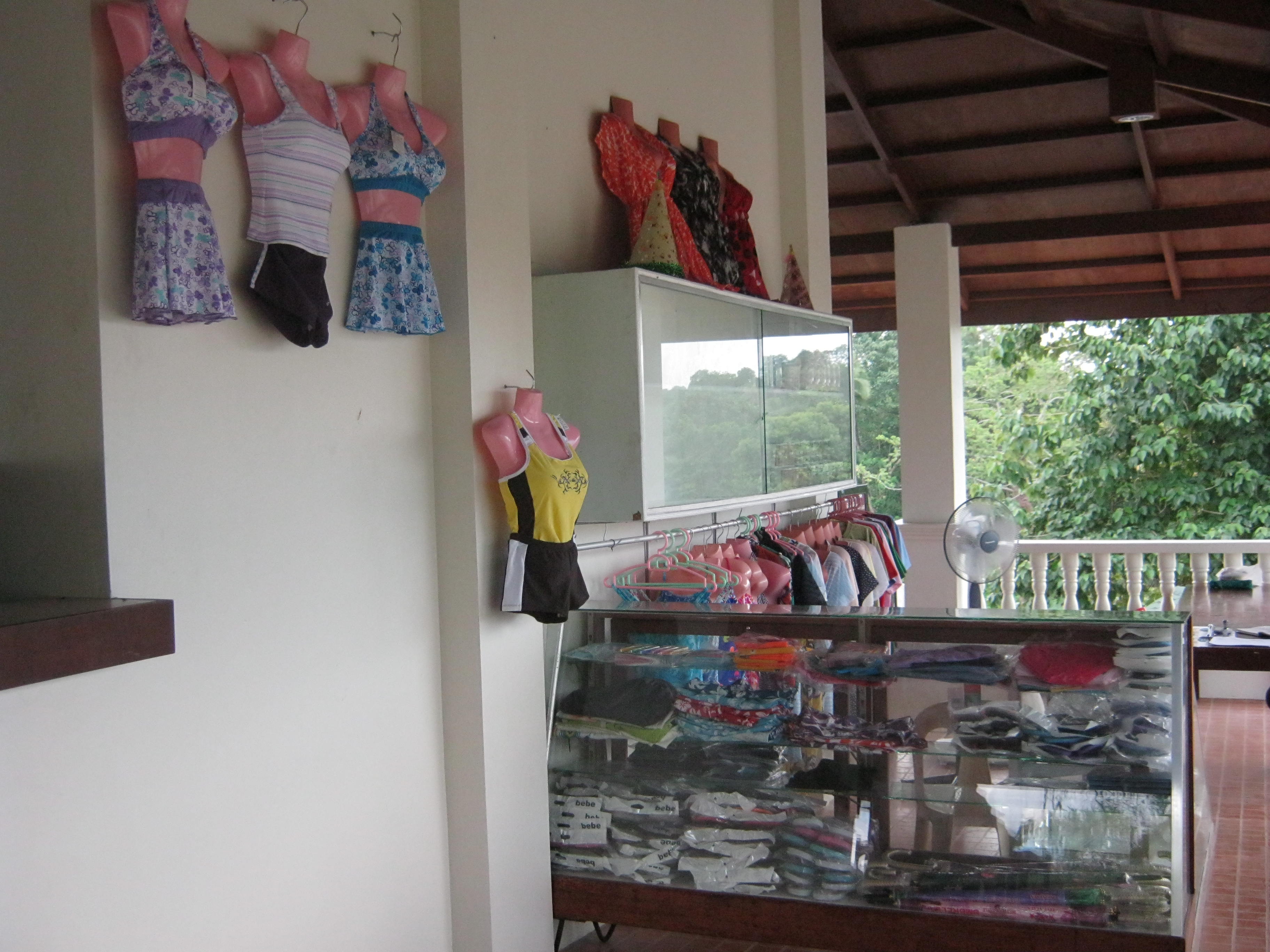 D Leonor Inland Resort and Adventure Park