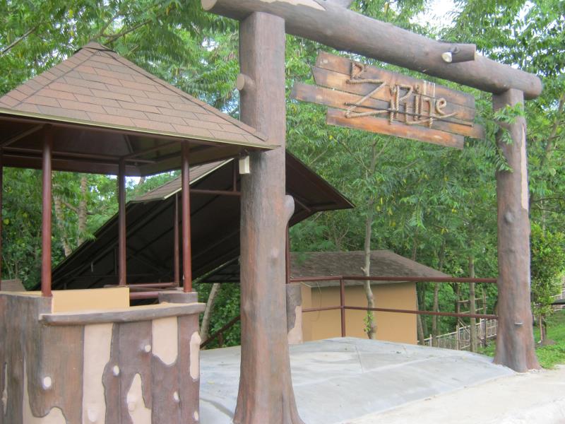 D Leonor Inland Resort and Adventure Park