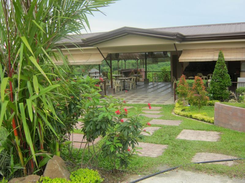 D Leonor Inland Resort and Adventure Park