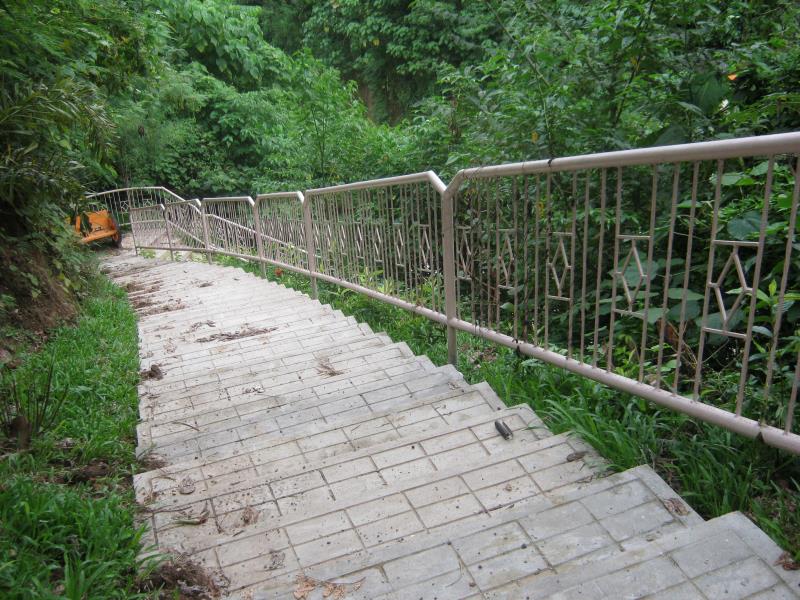 D Leonor Inland Resort and Adventure Park