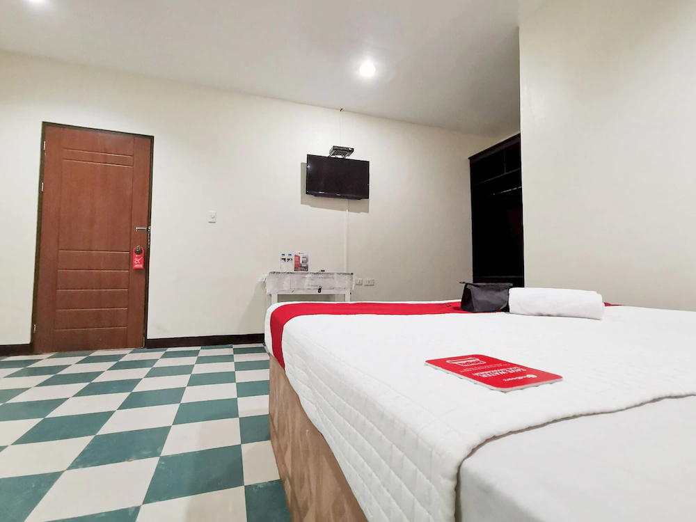 GK Business Hotel by RedDoorz