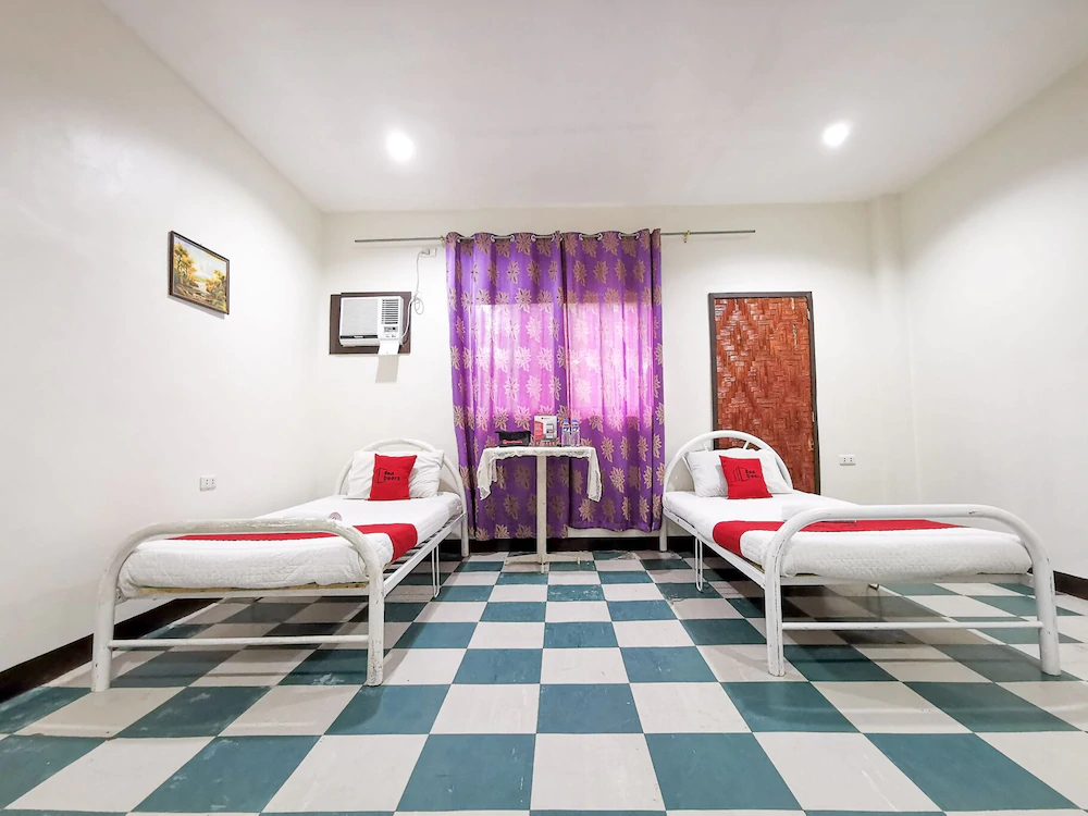 GK Business Hotel by RedDoorz