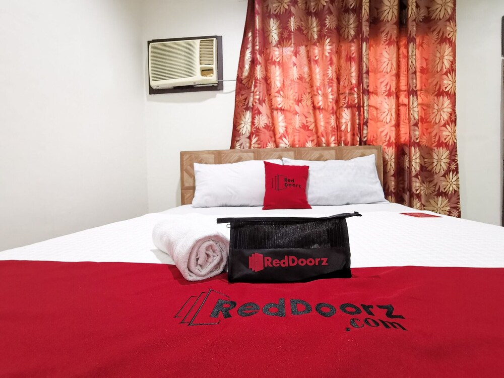 GK Business Hotel by RedDoorz
