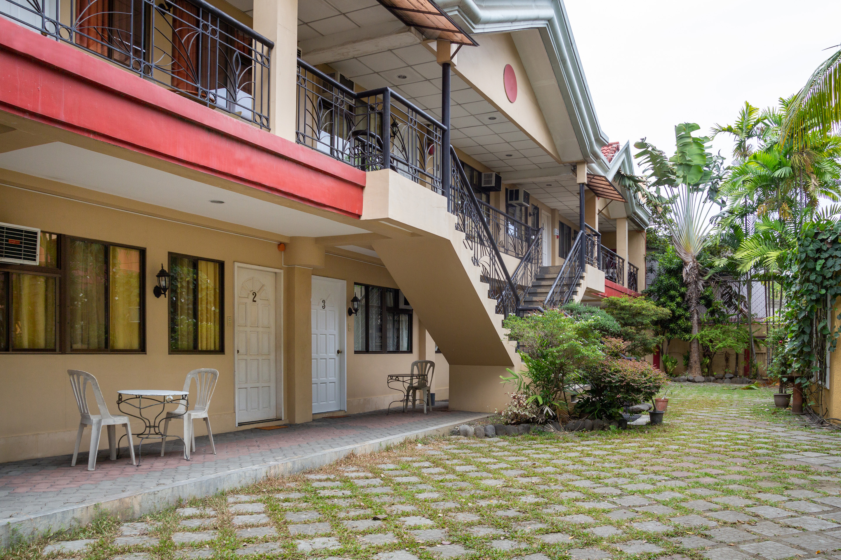 Golden Belle Apartelle And Suites By OYO Rooms