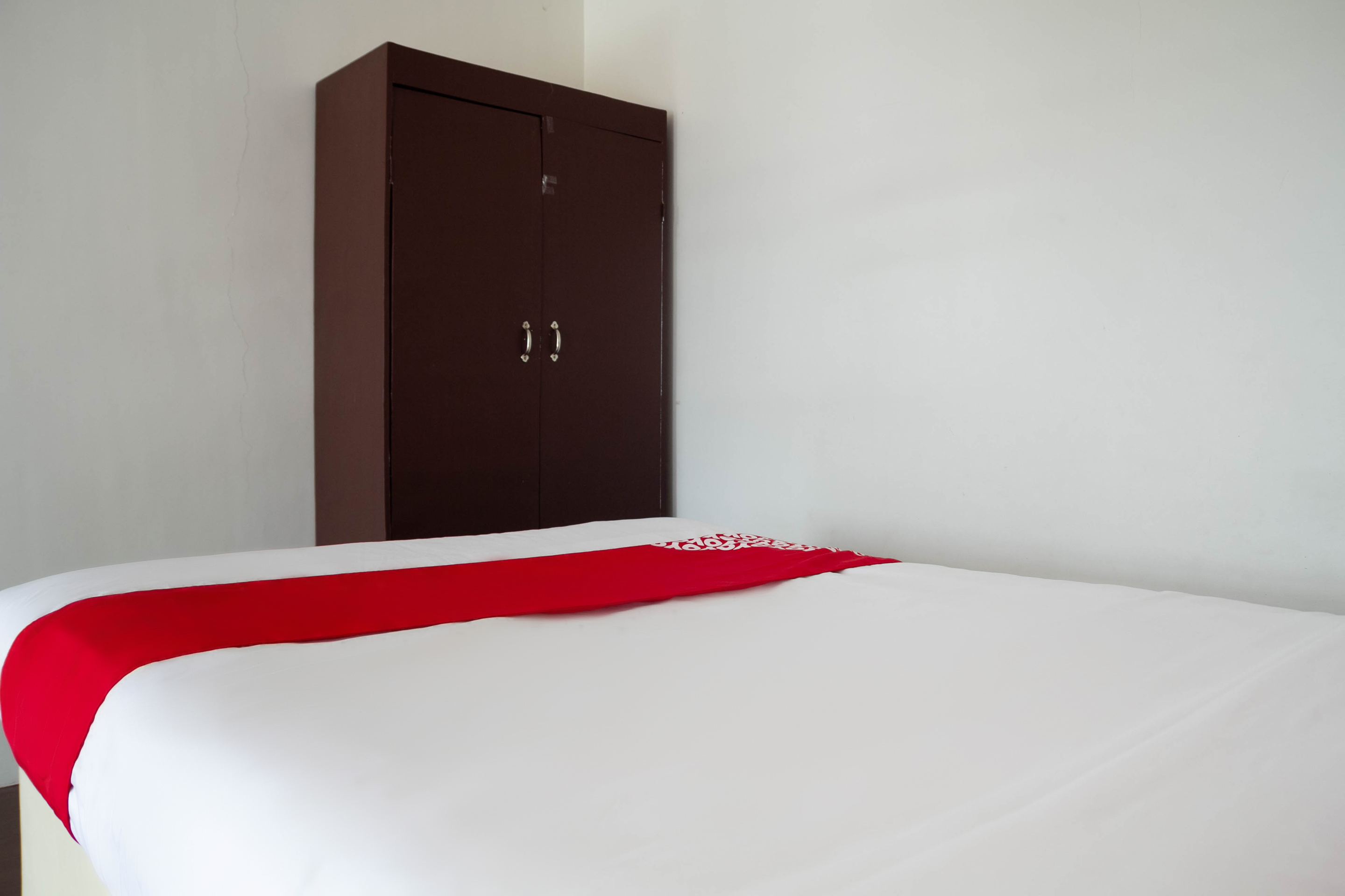 Goldentown Hotel And Residences by OYO