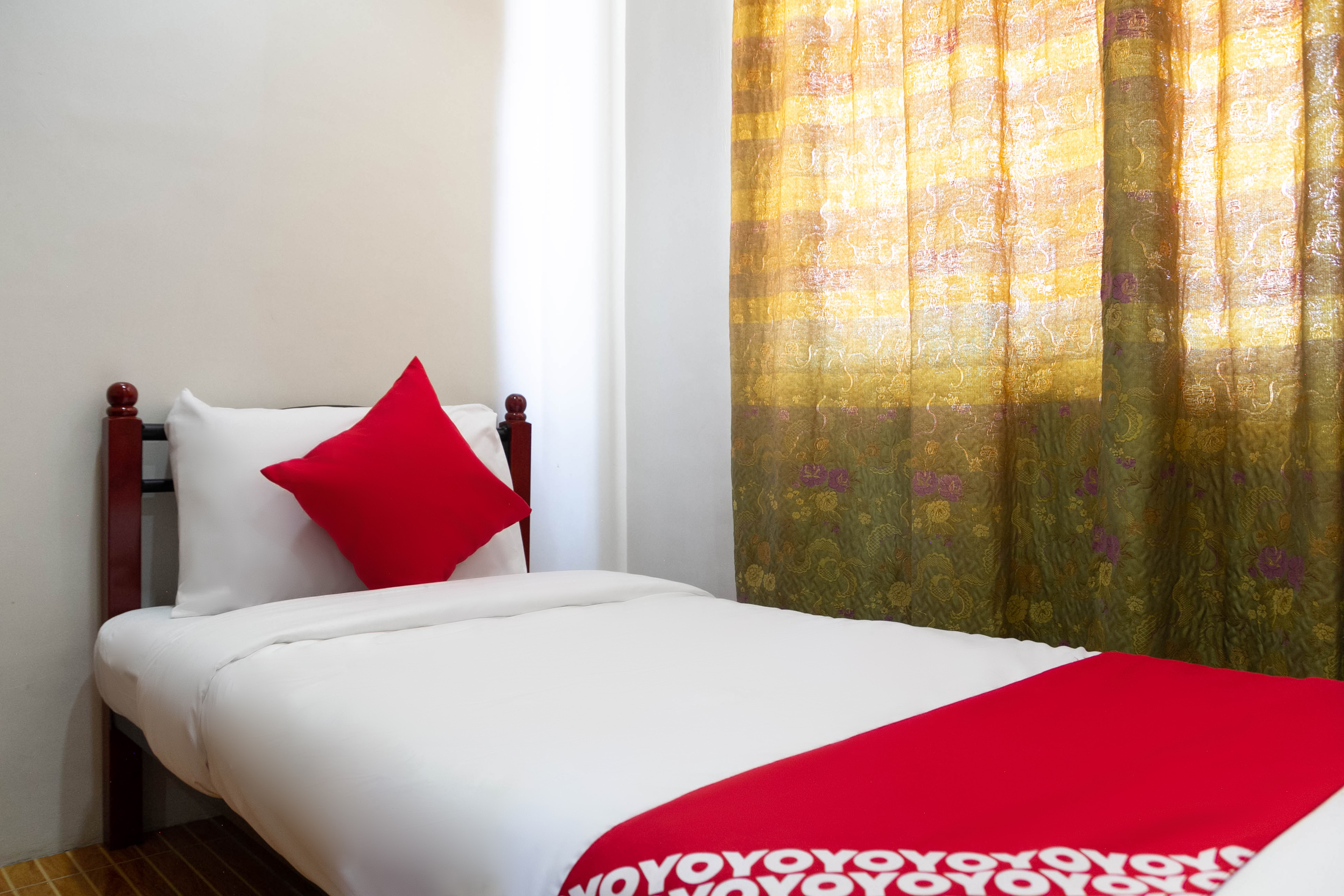 Goldentown Hotel And Residences by OYO