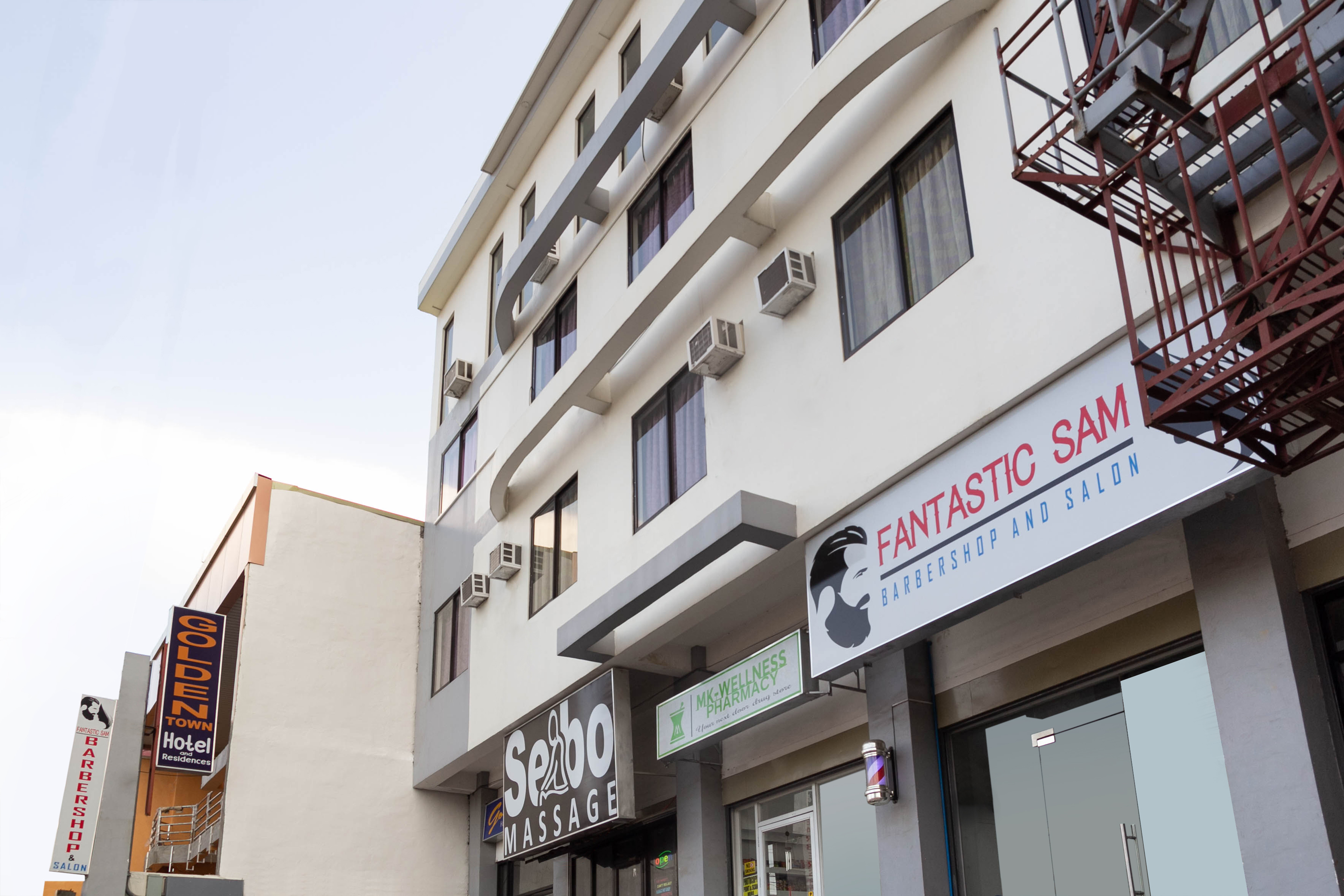 Goldentown Hotel And Residences by OYO